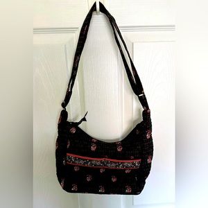 Vera Bradley small purse with adjustable strap.. NWOT.